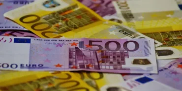 Darphane, Değerli Para Setini Satışa Sunuyor